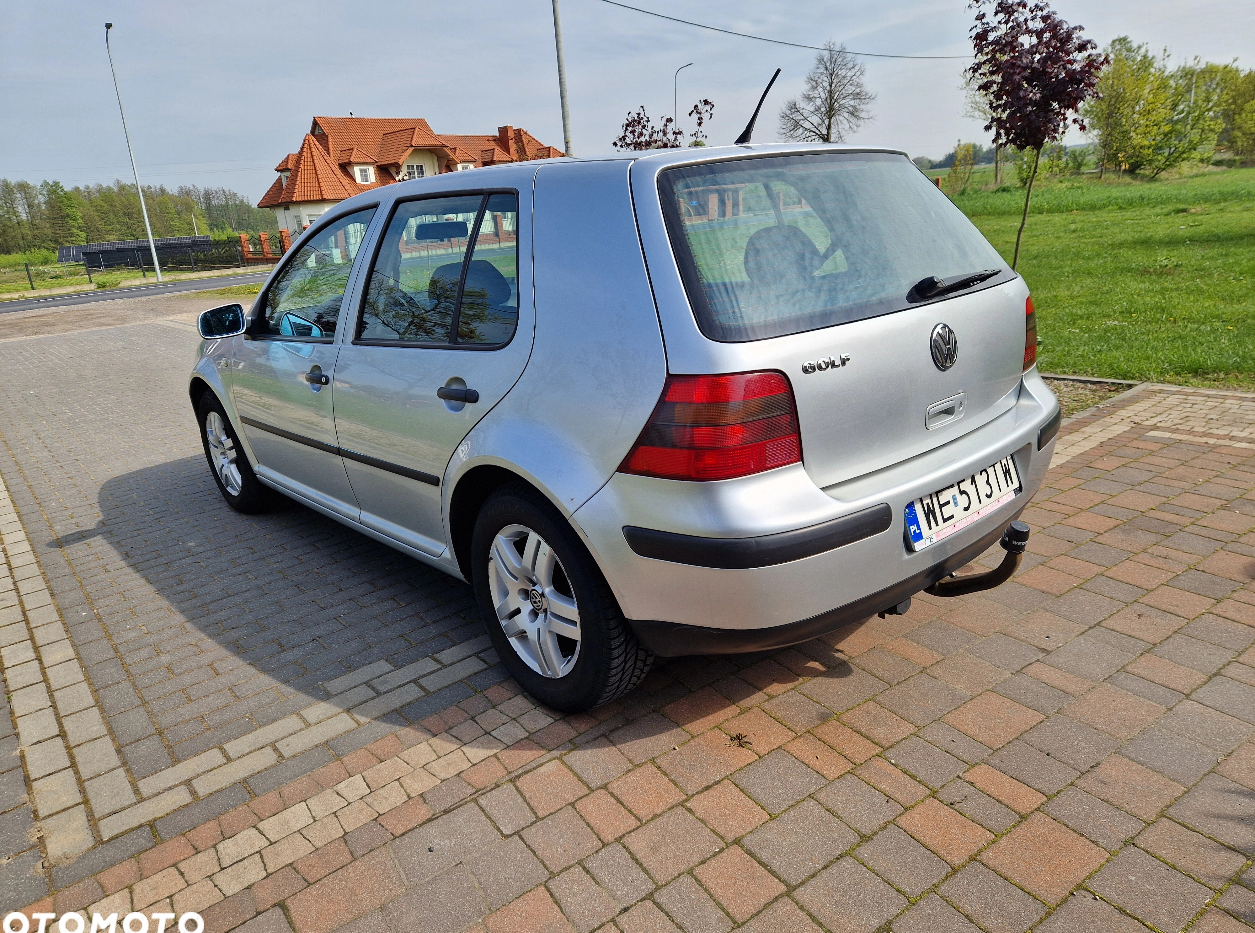 Volkswagen Golf cena 7500 przebieg: 200000, rok produkcji 2001 z Zabłudów małe 137